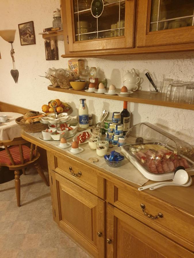 Haus Theresia Алпбах Екстериор снимка