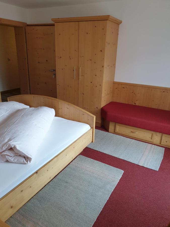 Haus Theresia Алпбах Екстериор снимка