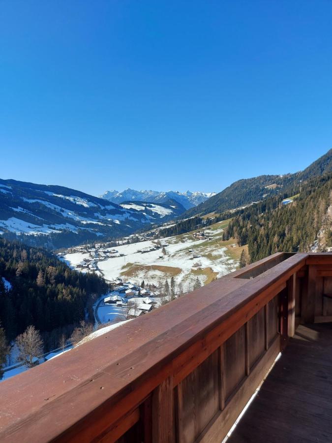 Haus Theresia Алпбах Екстериор снимка