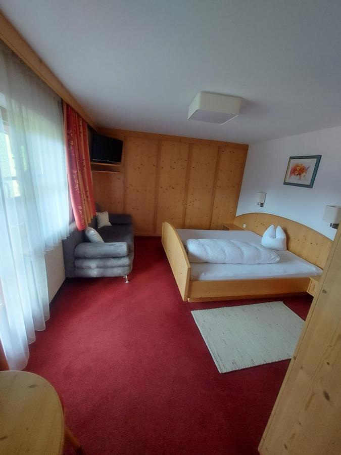 Haus Theresia Алпбах Екстериор снимка