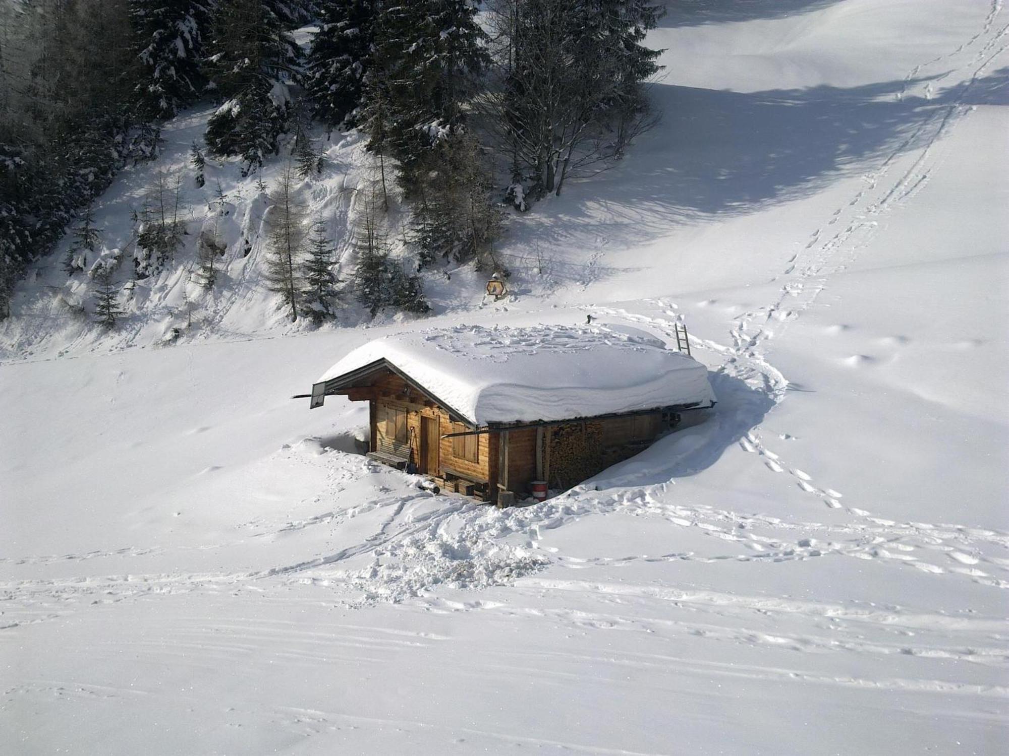 Haus Theresia Алпбах Екстериор снимка