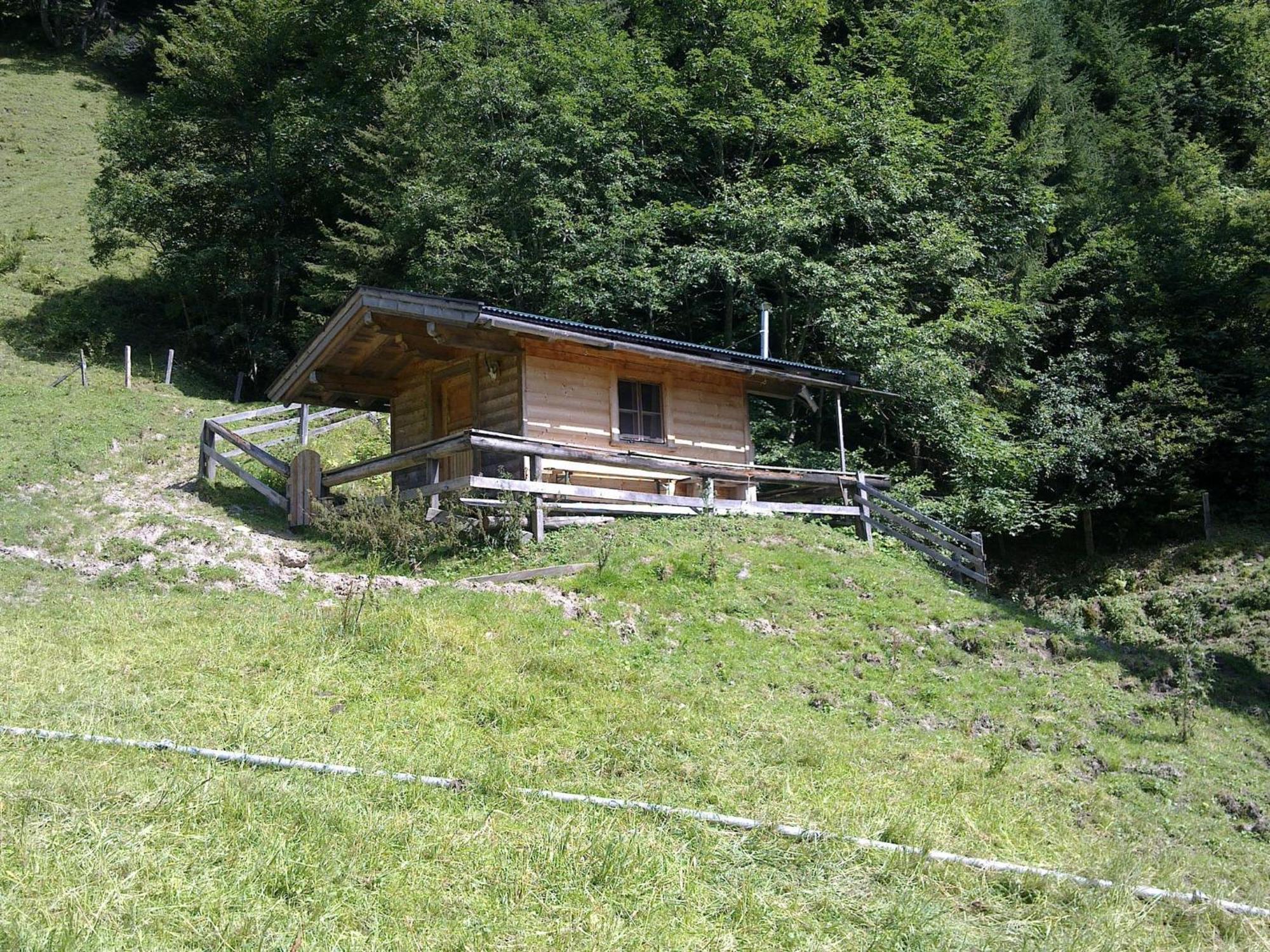 Haus Theresia Алпбах Екстериор снимка
